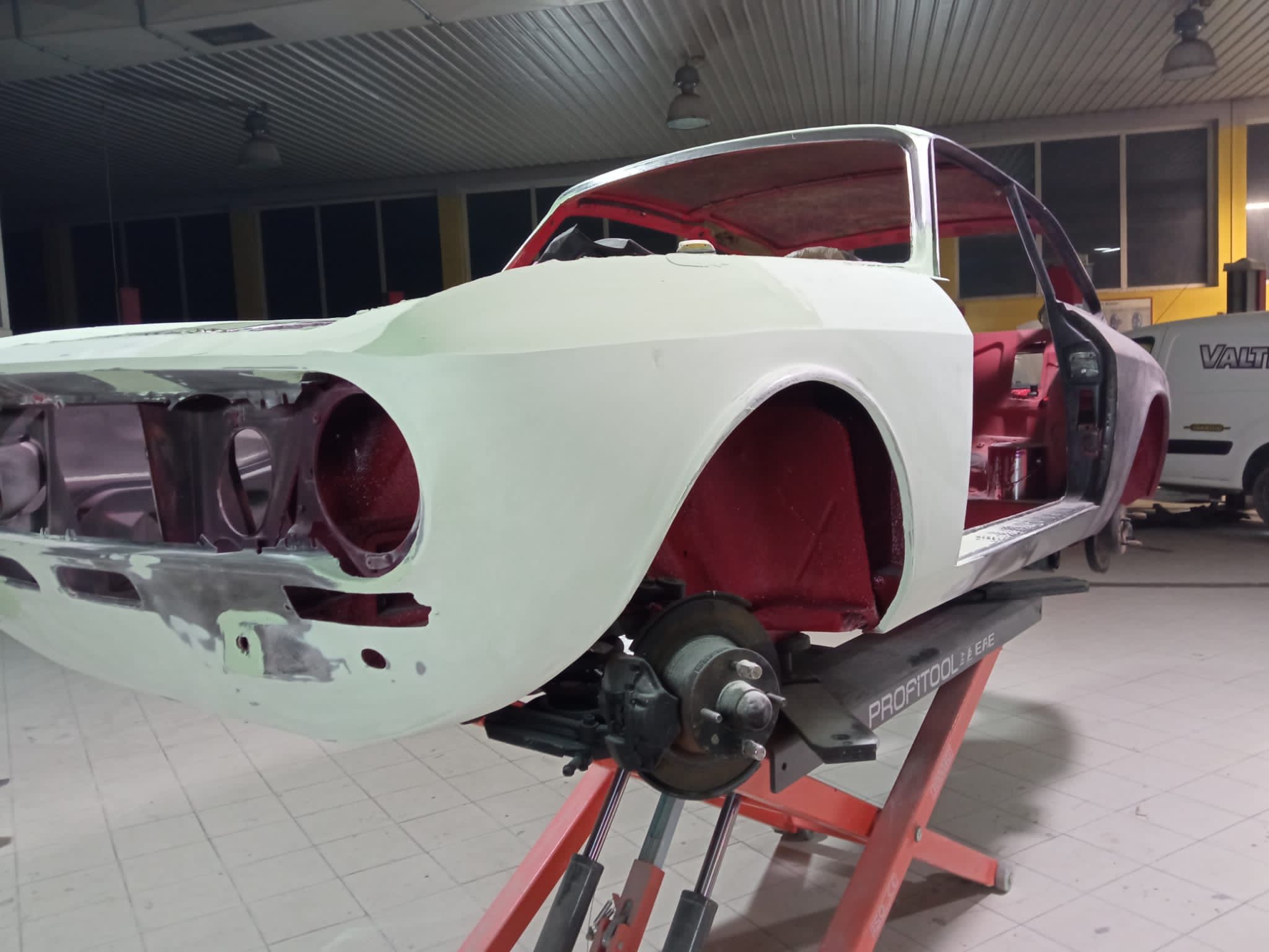 Alfa Romeo Bertone Coupe