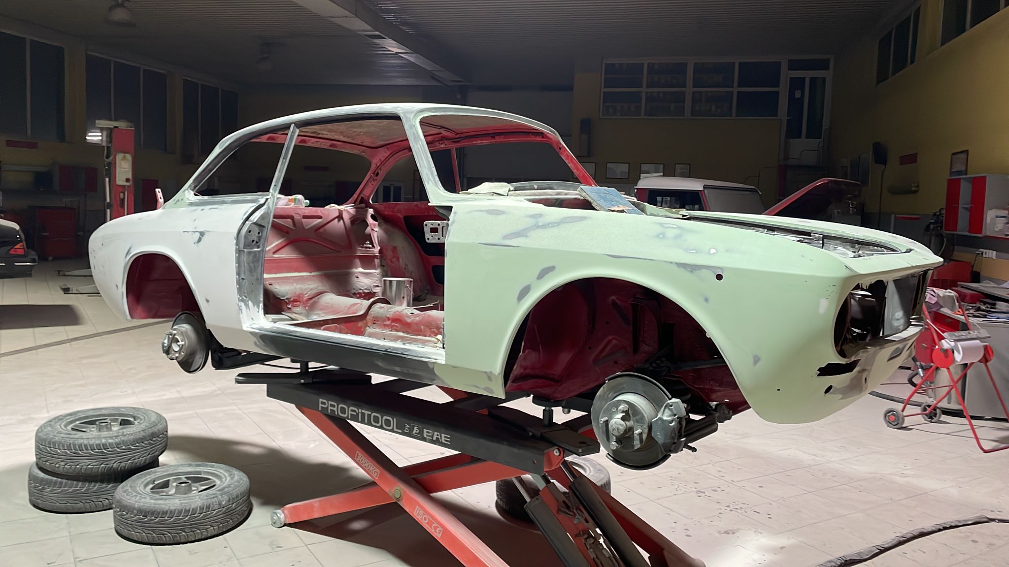 Alfa Romeo Bertone Coupe